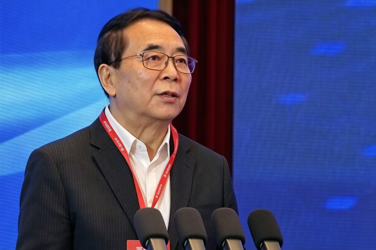2nd Tianshan Dialogue Held in Urumqi to Promote Tech-Driven Industrial Upgrading